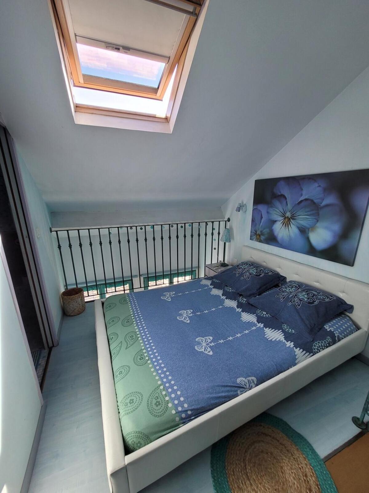 Gite Milly - 2 Studios En Coeur De Ville Ruang foto